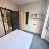 Photo 11: Room 1 En Suite