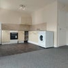 Photo 3: Full size of kitchen