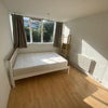 Photo 3: 850£