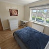 Photo 3: Room 2