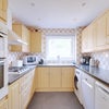 Photo 2: Kitchen