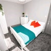 Photo 4: Room 3