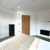 Photo 4: Ensuite Room