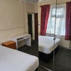 Photo 4: en-suite room 