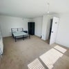 Photo 3: Room 3 - £825pcm