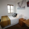 Photo 11: Room 3