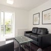 Photo 10: Lounge  