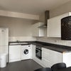 Photo 2: Kitchen