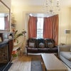 Photo 2: Lounge