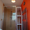 Photo 4: ensuite shower room
