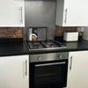 Photo 2: Kitchen 