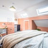 Photo 14: Room 6 En Suite