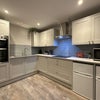Photo 4: kitchen