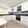 Photo 3: kitchen
