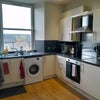 Photo 7: Kitchen