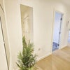 Photo 4: Hallway