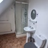 Photo 3: En-Suite Bathroom