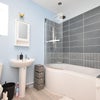 Photo 9: Main bathroom