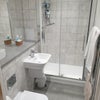 Photo 3: Modern ensuite bathroom