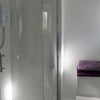 Photo 5: En Suite Shower Room