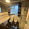 Photo 7: Main bathroom