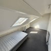 Photo 3: Room