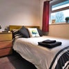 Photo 4: Room 1