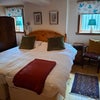 Photo 4: Bedroom