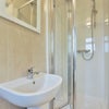 Photo 5: en-suite bathroom