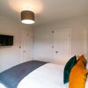 Photo 17: Room 4