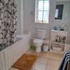 Photo 6: Bathroom