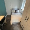 Photo 13: Room 2
