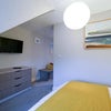 Photo 4: Room 6