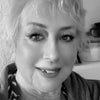 Photograph of Lynda 