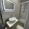 Photo 6: En-suite 2