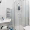 Photo 17: Bedroom 5 en suite 