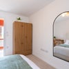 Photo 3: Room 2