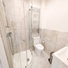 Photo 4: Room 2 - En Suite