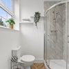Photo 15: Studio 5 Ensuite