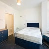 Photo 3: Room 1