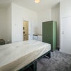 Photo 11: Room 4