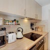 Photo 7: Kitchen