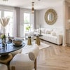 Photo 2: Living room 