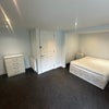 Photo 16: Room 1 with Ensuite