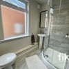Photo 2: R3 - Ensuite