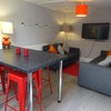 Photo 4: Lounge area