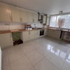 Photo 5: Kitchen/Lounge