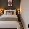 Photo 2: Room 3 Ensuite