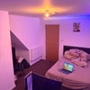 Photo 3: Room 2 - En-suite 