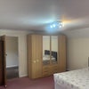 Photo 3: 750